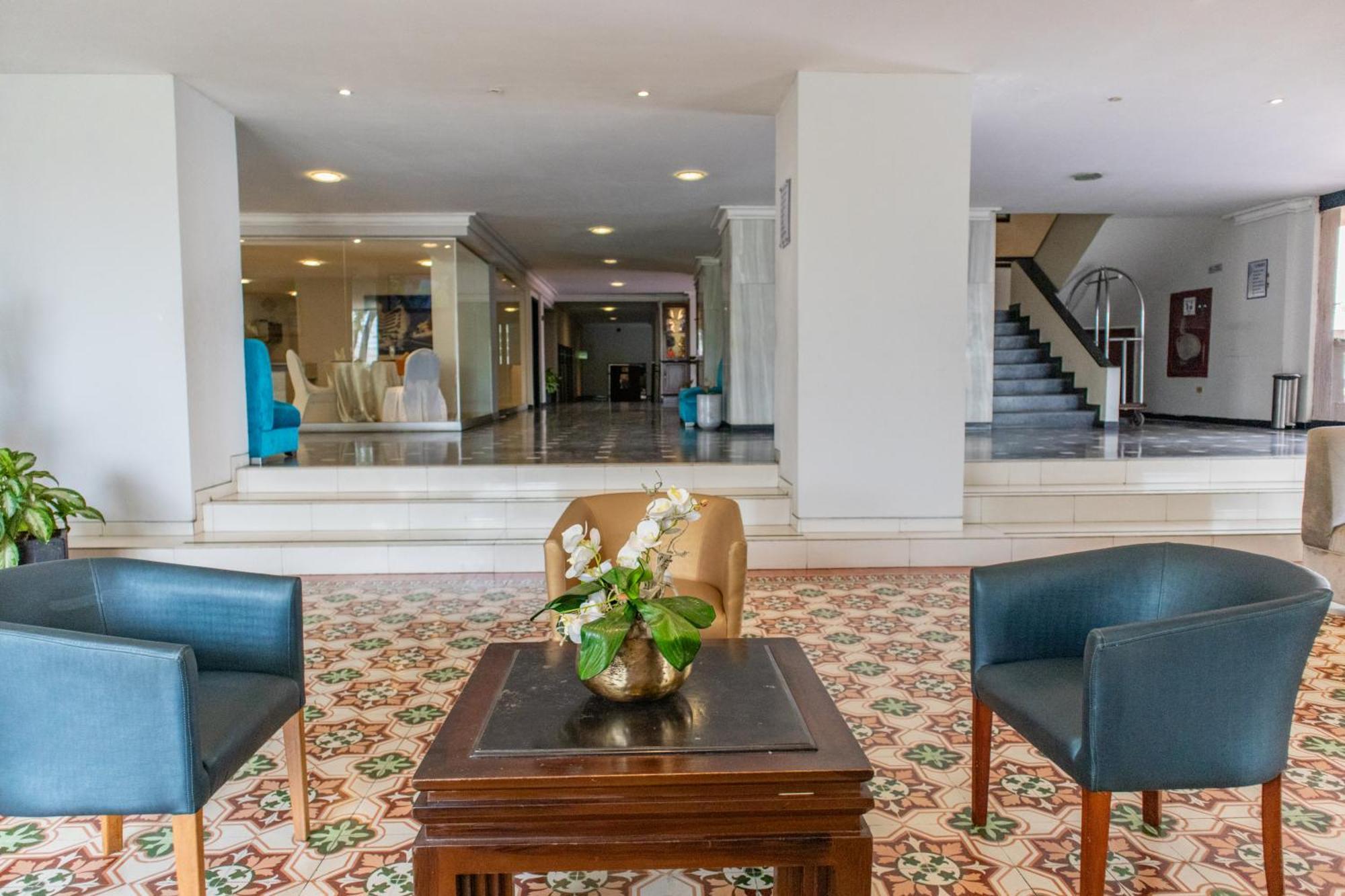 Hotel Faranda Express Puerta del Sol Barranquilla Barranquilla  Exterior foto